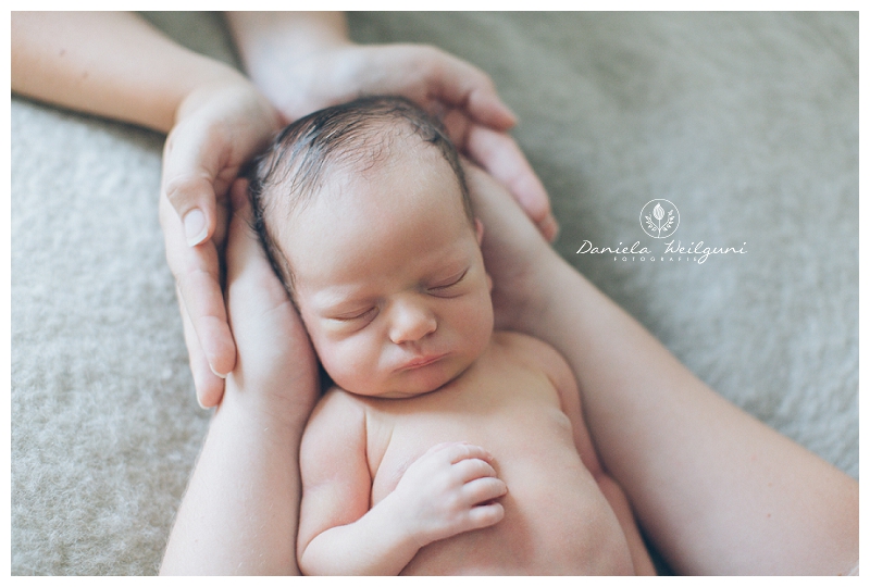 Neugeborenenfotos Newbornshooting Fotograf Babyfotos Fotoshooting Baby Linz Amstetten Steyr_0029.jpg