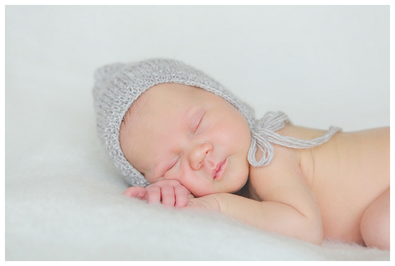 Neugeborenenfotos Newbornshooting Fotograf Babyfotos Fotoshooting Baby Linz Amstetten Steyr_0114.jpg